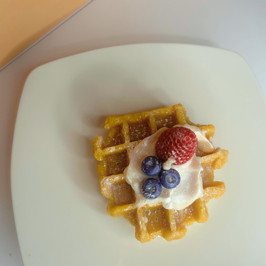 Candle-Making for Beginners: Wax Types, Wicks, Fragrance & Coloring Explained